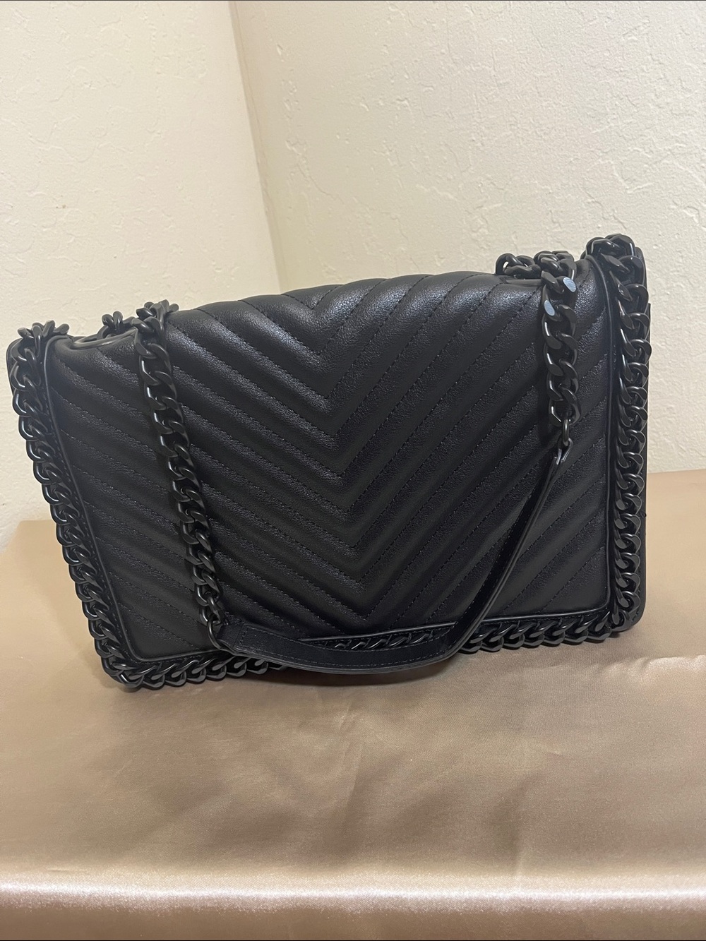Aldo NWOT  Black Quilted Chevron Shoulder Bag with Chain Trim